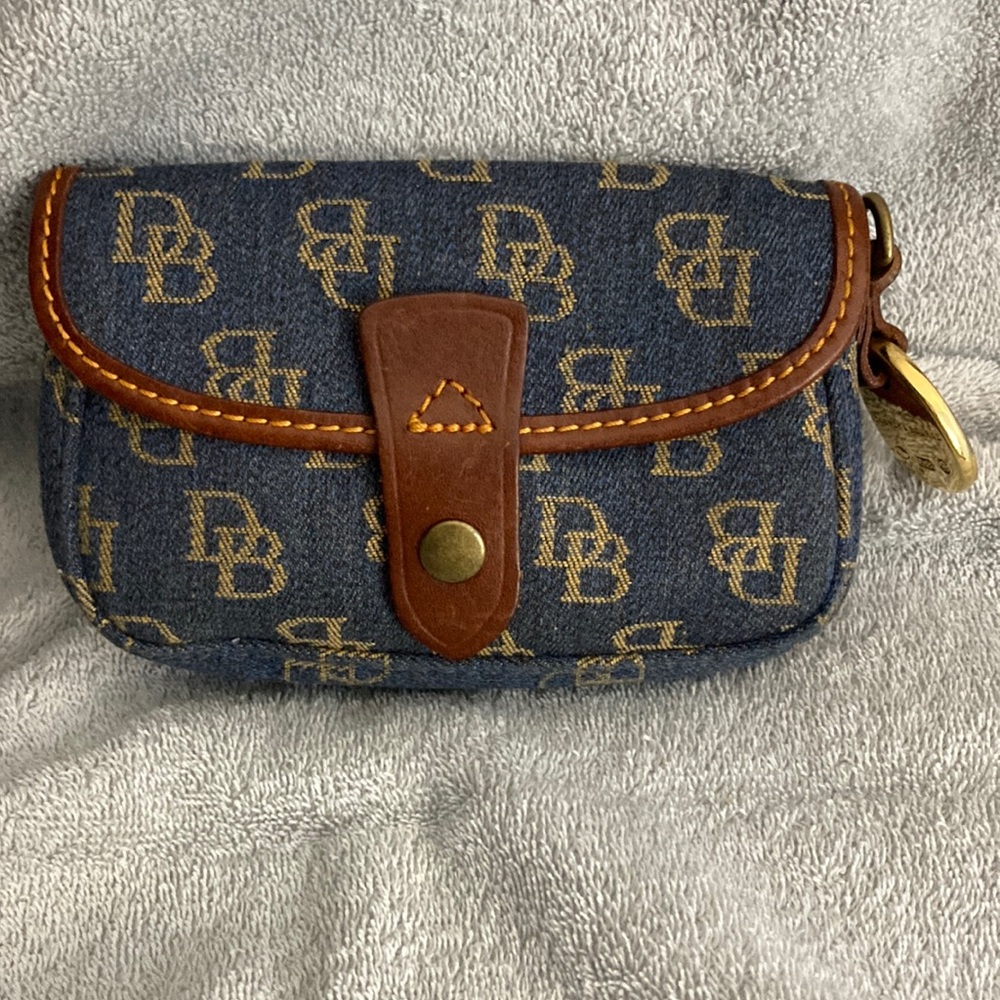 Dooney & Bourke Wristlet handbag and Brown Leather Trim and gold lettering